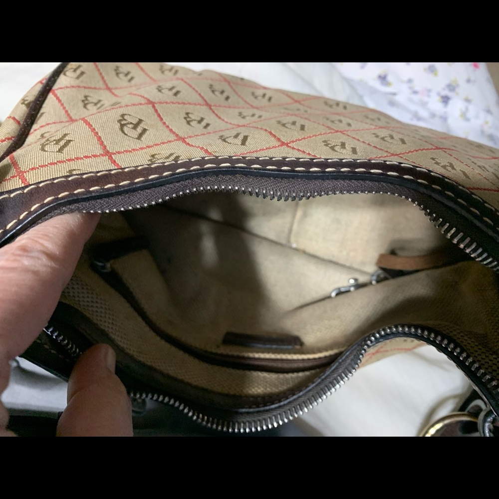 Small Dooney & Bourke  handbag - Picture 2 of 5